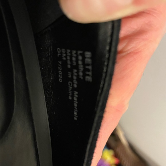 Never worn leopard print shoes. Aerosols size 9 - Picture 3 of 3